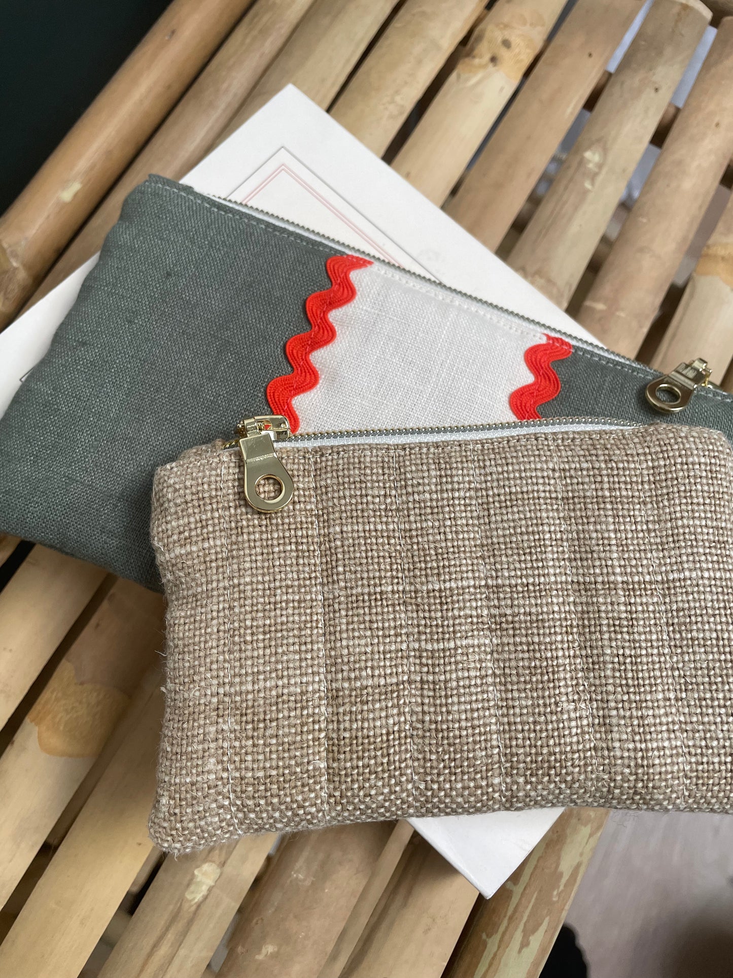 Pochette Camélia Serpentine, Sauge