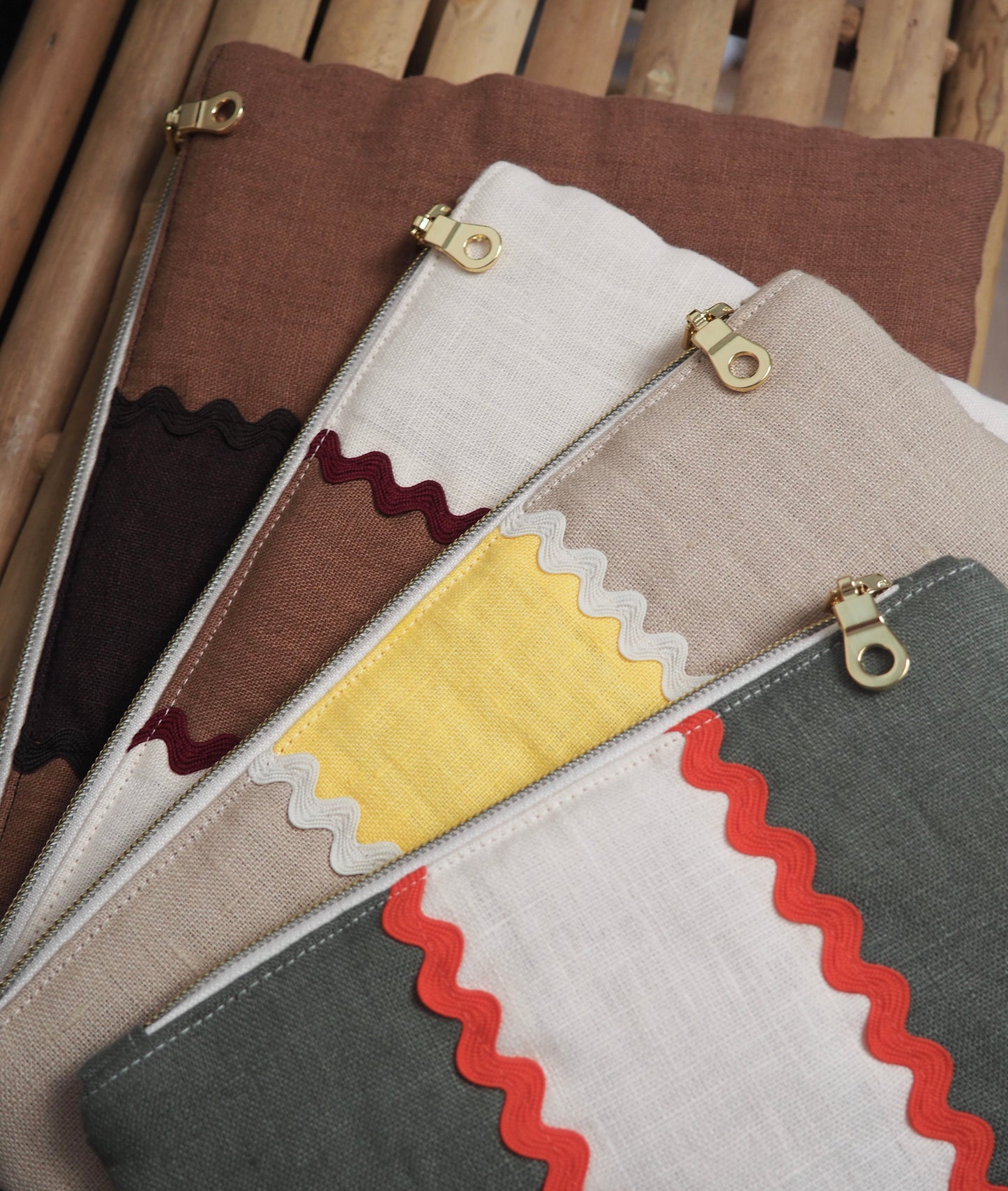 Pochette Camélia Serpentine, Sauge