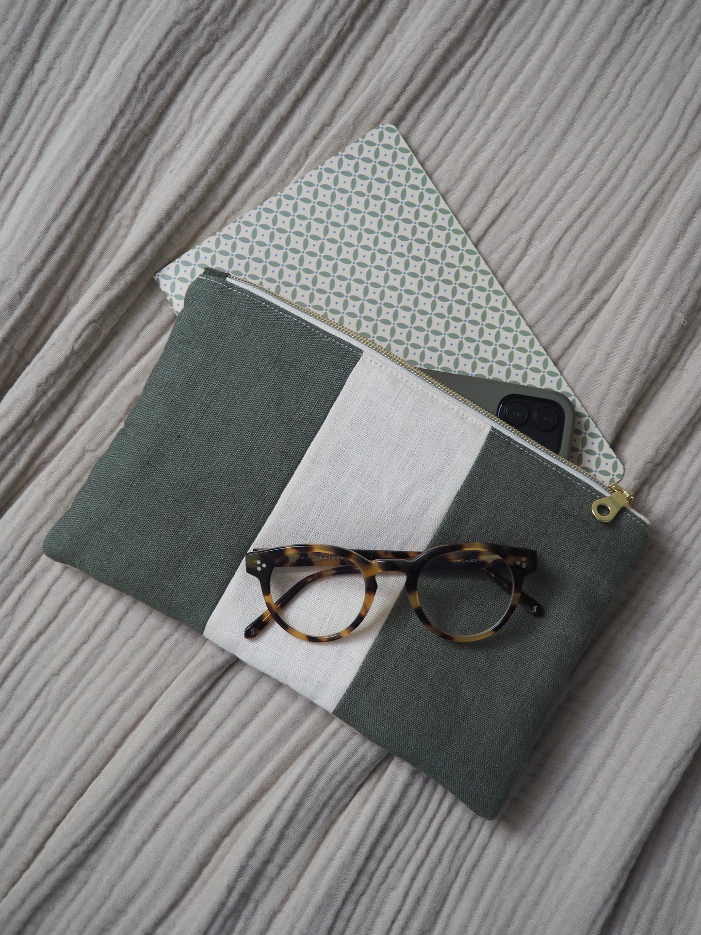 Pochette Camélia, Sauge